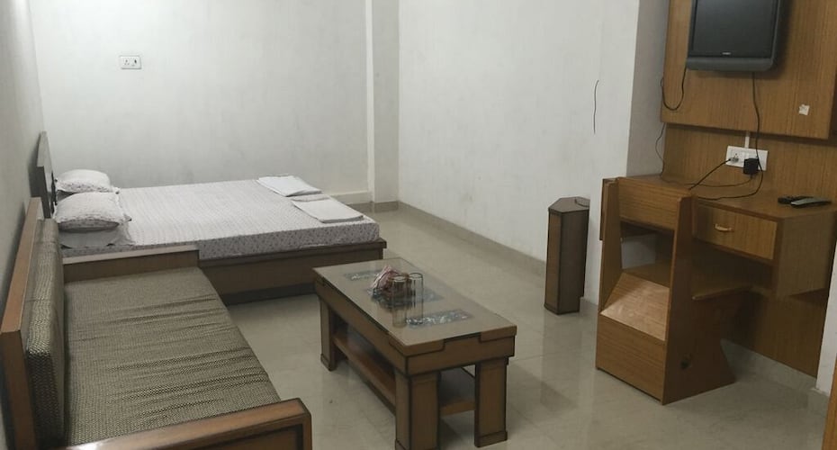 Hotel Suryalok, Saharanpur 3